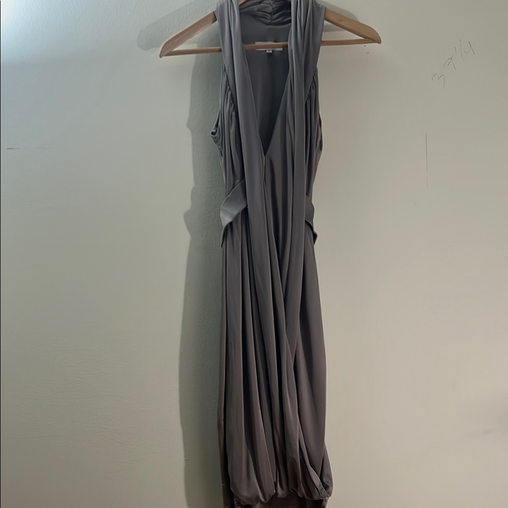 Elegant Gray Sleeveless Dress